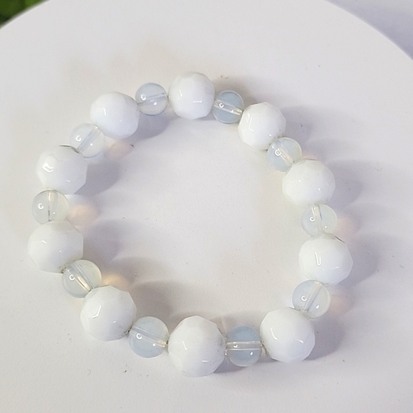 Handcrafted Opalite and Faceted White Crystal Beads Bracelet - Picture 3 of 8